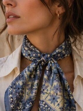 VALENTINO Vintage 100% Silk Elephant Pattern Scarf in Blue 16”